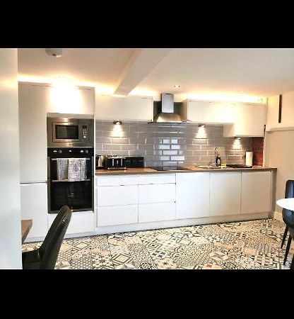 Seaview Terrace Apartment สเคอร์รีส์ ภายนอก รูปภาพ